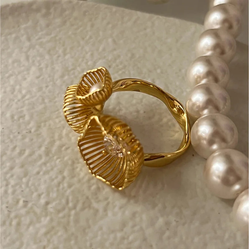 Gold Pearl Creative Design Ring